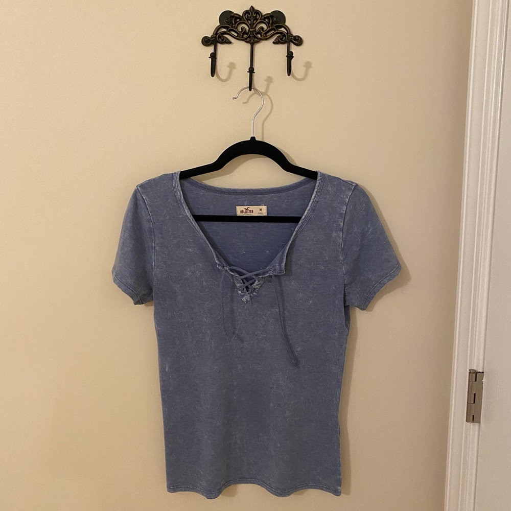 Hollister T-shirt